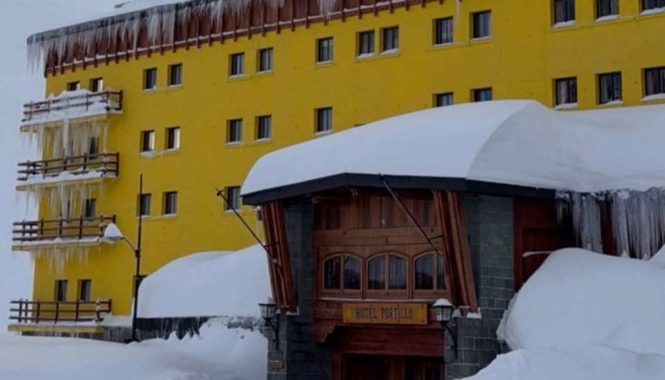 South American Ski Area Extends Season After Huge Snowfalls