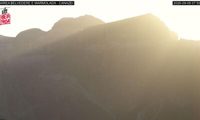 Alba di Canazei webcam