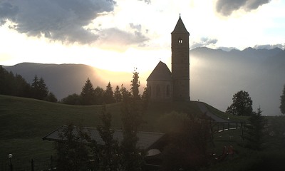 Avelengo/Merano 2000 webcam